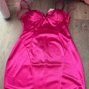 Fuchsia sweetheart dress